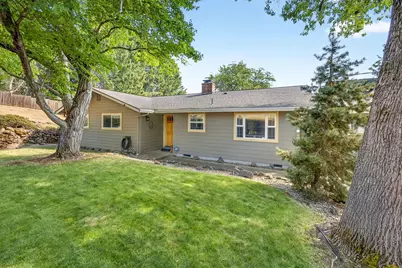 1773 Alta Vista Road, Eagle Point, OR 97524 - Photo 3