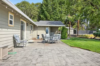 1773 Alta Vista Road, Eagle Point, OR 97524 - Photo 17