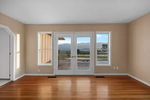 202 Pleasant View Rd, Talent, OR 97540 - Photo 13