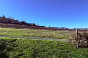 202 Pleasant View Rd, Talent, OR 97540 - Photo 37