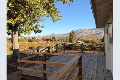 202 Pleasant View Road, Talent, OR 97540 - Photo 33