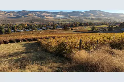 202 Pleasant View Road, Talent, OR 97540 - Photo 9