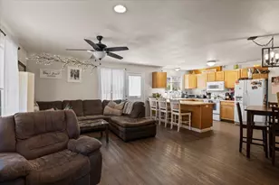114 Cedar St, Central Point, OR 97502 - Photo 5