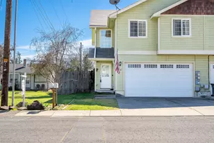 114 Cedar St, Central Point, OR 97502 - Photo 3