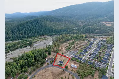 585 E Forks Circle, Cave Junction, OR 97523 - Photo 33