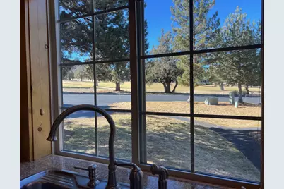 1540 Cinnamon Teal Drive #EC 3E, Redmond, OR 97756 - Photo 13