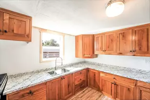 1298 NW Harwood St, Prineville, OR 97754 - Photo 5