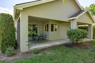 606 Summerwood Dr, Medford, OR 97504 - Photo 31