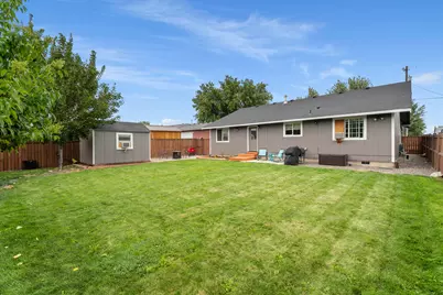 2535 NW 10th Street, Redmond, OR 97756 - Photo 7