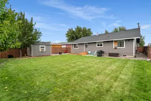 2535 NW 10th St, Redmond, OR 97756 - Photo 7