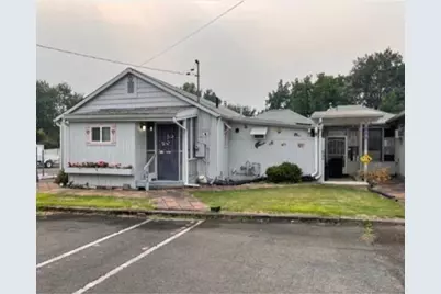 824 N Riverside Avenue, Medford, OR 97501 - Photo 7