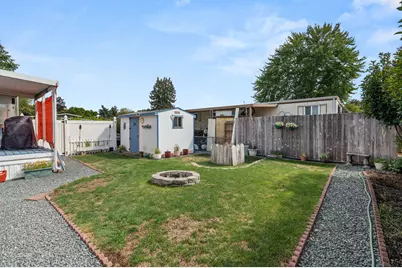 301 Freeman Road #100, Central Point, OR 97502 - Photo 5