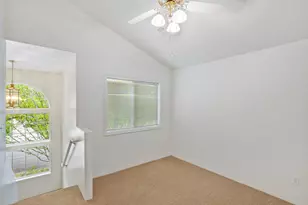 906 Mary Jane Ave, Ashland, OR 97520 - Photo 17