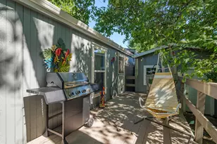 201 NW Creekside Dr, Grants Pass, OR 97526 - Photo 29