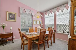 201 NW Creekside Dr, Grants Pass, OR 97526 - Photo 9