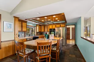 1748 NW Crescent Dr, Grants Pass, OR 97526 - Photo 11