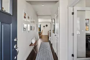 1592 NW Varnish Pl, Redmond, OR 97756 - Photo 3