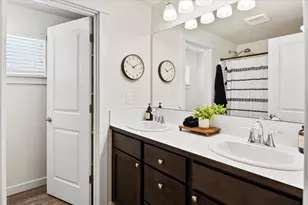 1592 NW Varnish Pl, Redmond, OR 97756 - Photo 31