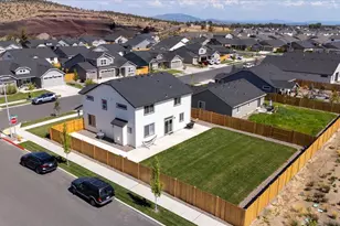 1592 NW Varnish Pl, Redmond, OR 97756 - Photo 35