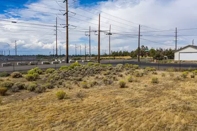 3478 SW Glacier Avenue, Redmond, OR 97756 - Photo 7