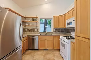 1825 NW Ivy Ave, Redmond, OR 97756 - Photo 11