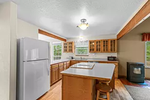 1505 Slagle Creek Rd, Grants Pass, OR 97527 - Photo 9