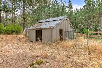 1505 Slagle Creek Road, Grants Pass, OR 97527 - Photo 31