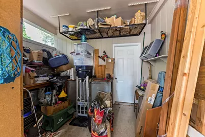 214 NW Creekside Drive, Grants Pass, OR 97526 - Photo 37