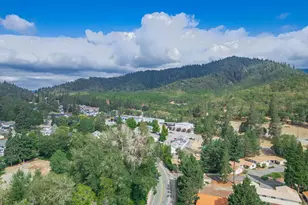 214 NW Creekside Dr, Grants Pass, OR 97526 - Photo 19