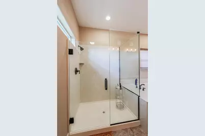 1073 Timber Ridge Loop, Klamath Falls, OR 97601 - Photo 43