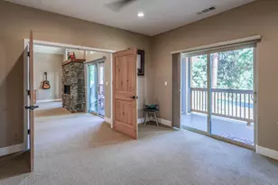 1073 Timber Ridge Loop, Klamath Falls, OR 97601 - Photo 29