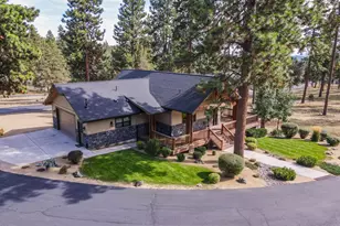 1073 Timber Ridge Loop, Klamath Falls, OR 97601 - Photo 7