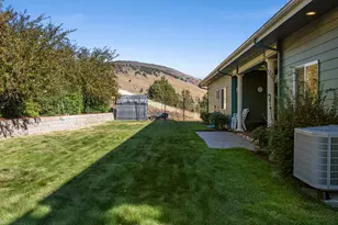 3427 Plum Hill Rd, Klamath Falls, OR 97601 - Photo 7