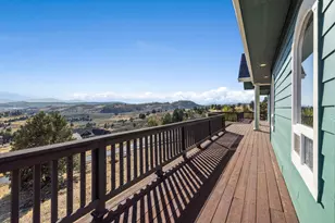 3427 Plum Hill Rd, Klamath Falls, OR 97601 - Photo 9