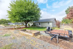 1336 Annabelle Ln, Grants Pass, OR 97527 - Photo 25