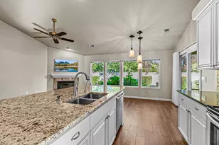 601 Summerwood Dr, Medford, OR 97504 - Photo 7