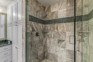 601 Summerwood Dr, Medford, OR 97504 - Photo 17