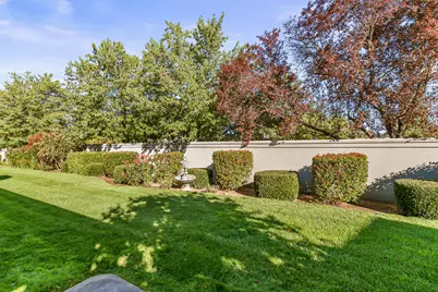 601 Summerwood Drive, Medford, OR 97504 - Photo 31