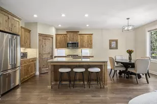 60220 Rolled Rock Way, Bend, OR 97702 - Photo 9