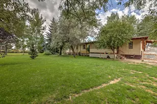 57366 N Rainbow Rd, Christmas Valley, OR 97641 - Photo 17