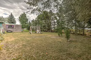 57366 N Rainbow Rd, Christmas Valley, OR 97641 - Photo 15