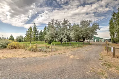 57366 N Rainbow Road, Christmas Valley, OR 97641 - Photo 7