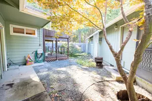 1355 Summit Loop, Grants Pass, OR 97527 - Photo 27