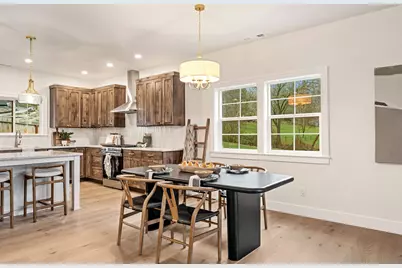 142 NW Crest Drive #403, Grants Pass, OR 97526 - Photo 11