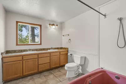 259 Tina Way, Grants Pass, OR 97526 - Photo 17