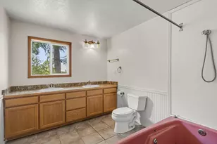 259 Tina Way, Grants Pass, OR 97526 - Photo 17