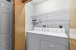 923 Mountain Meadows Cir, Ashland, OR 97520 - Photo 17