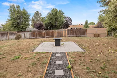 10242 McGuire Avenue, Klamath Falls, OR 97603 - Photo 29