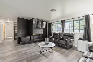 10242 McGuire Ave, Klamath Falls, OR 97603 - Photo 7