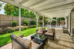 210 Bellerive Dr, Eagle Point, OR 97524 - Photo 47